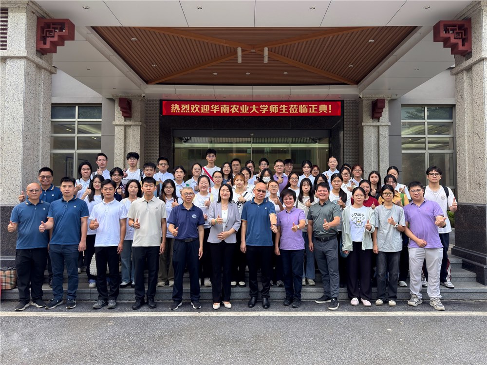 學(xué)子互助，薪火相傳！“正典學(xué)長(zhǎng)助學(xué)金”頒發(fā)儀式在正典舉行